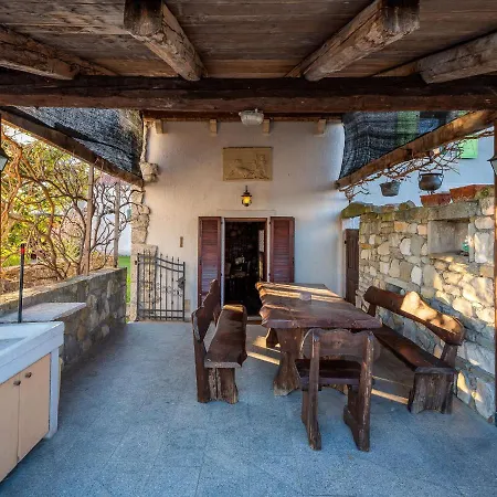 Holiday Buzet,